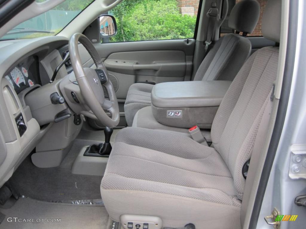 2004 Ram 1500 SLT Quad Cab 4x4 - Bright Silver Metallic / Taupe photo #2