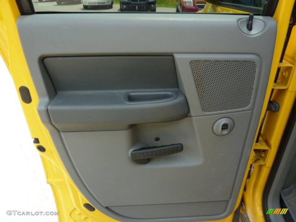 2007 Ram 1500 ST Quad Cab 4x4 - Detonator Yellow / Medium Slate Gray photo #16