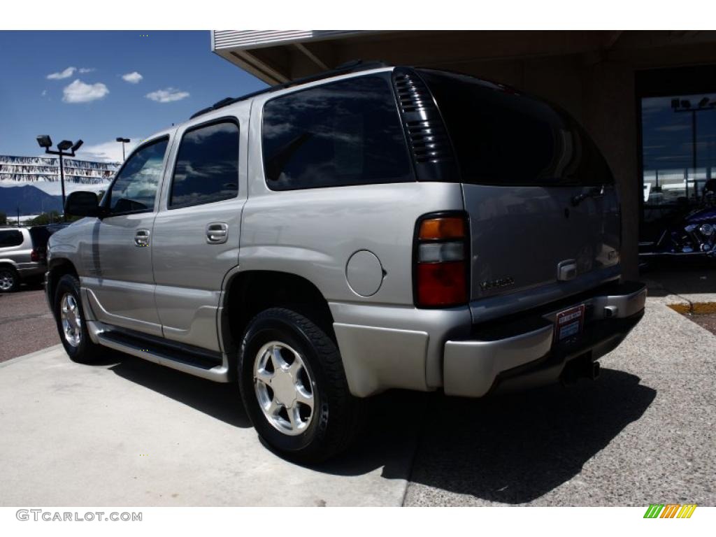 2004 Yukon Denali AWD - Silver Birch Metallic / Stone Gray photo #5
