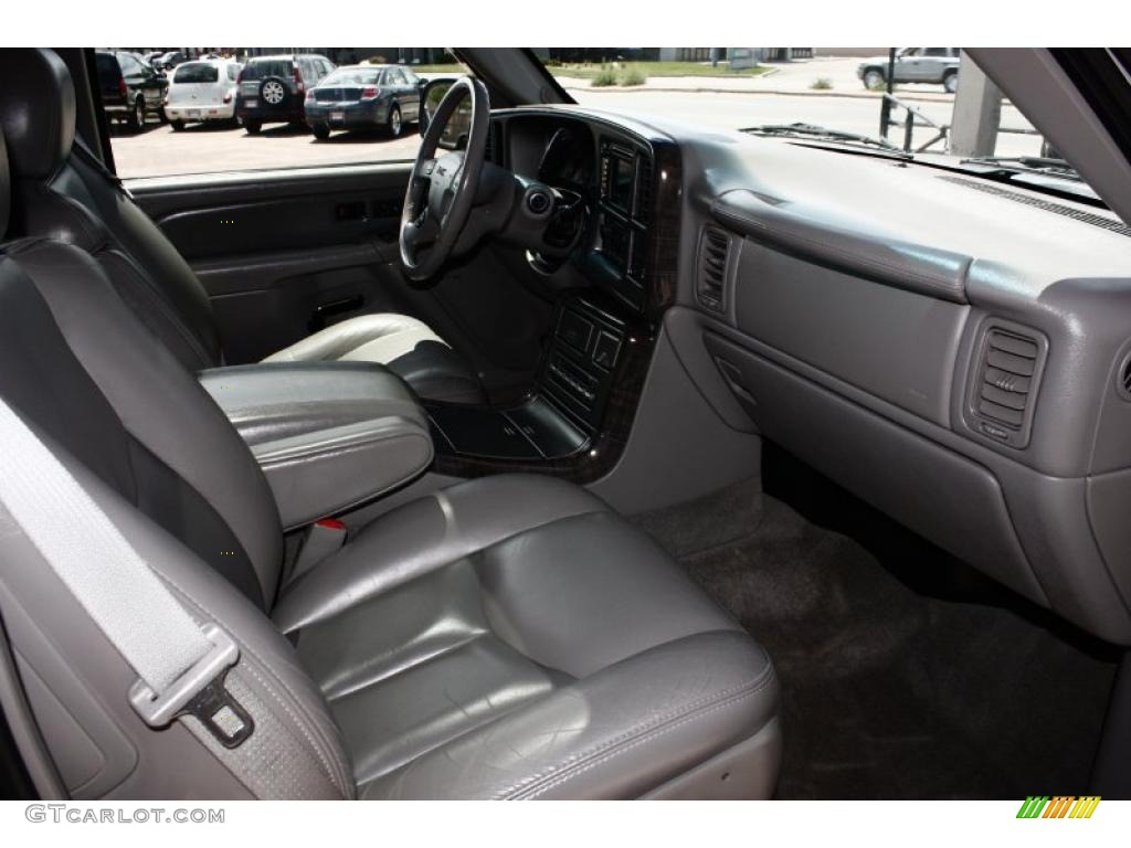 2004 Yukon Denali AWD - Silver Birch Metallic / Stone Gray photo #13