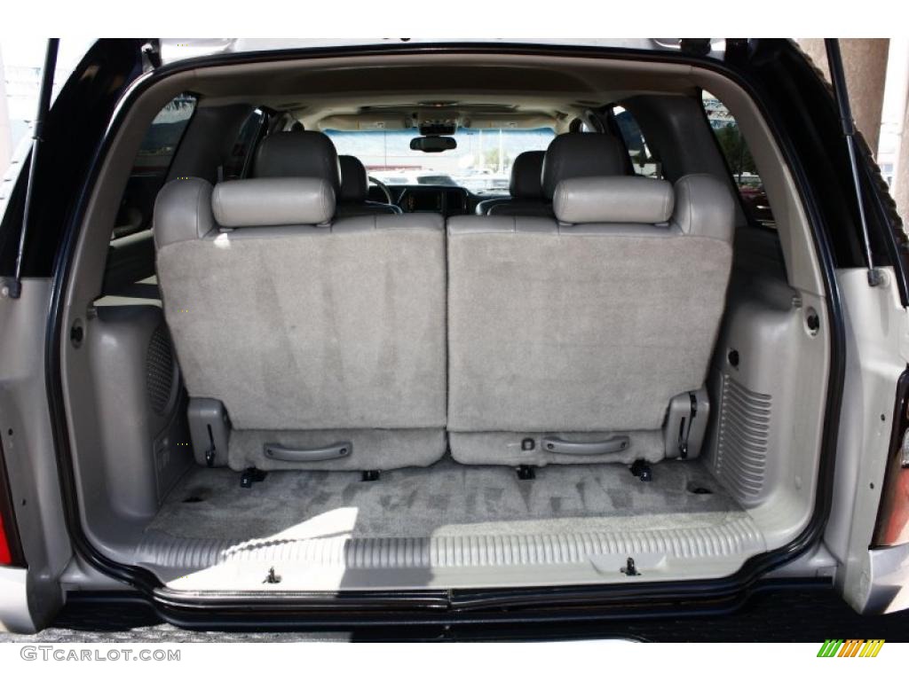 2004 Yukon Denali AWD - Silver Birch Metallic / Stone Gray photo #15
