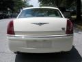 Cool Vanilla - 300 C HEMI Photo No. 3