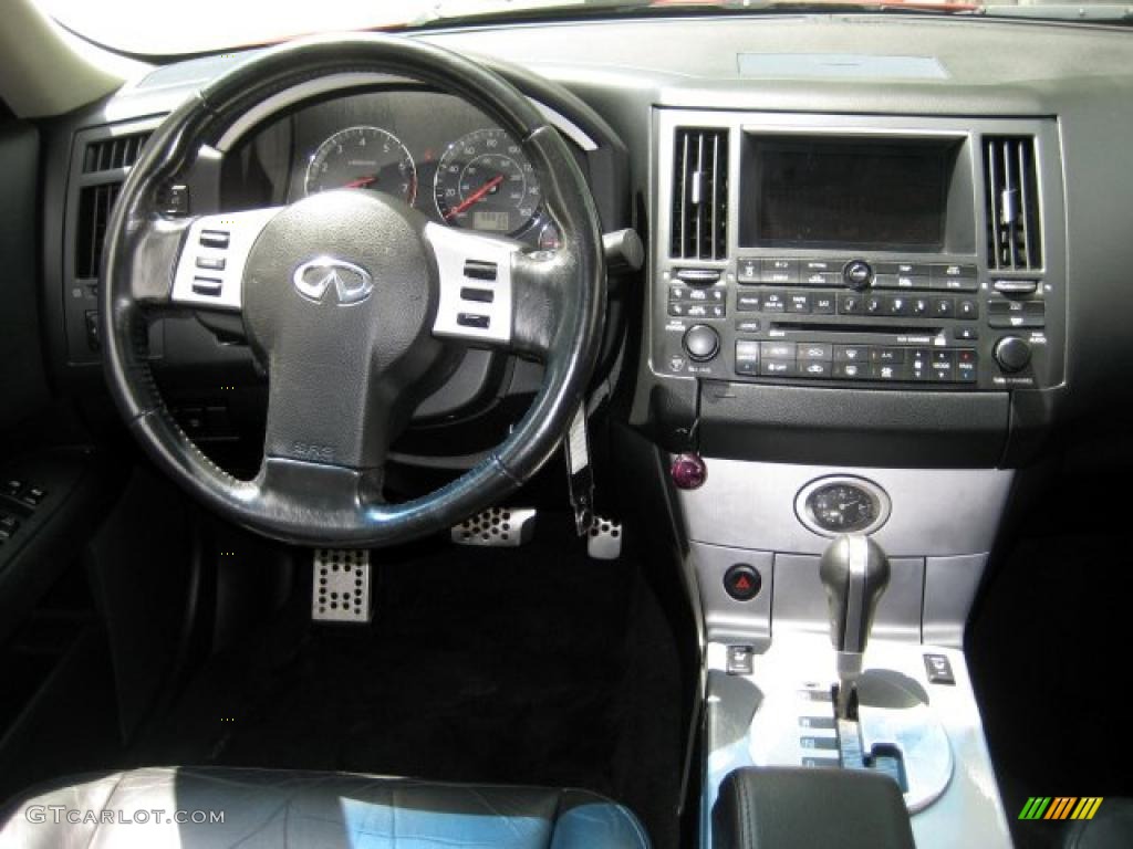 2004 FX 35 AWD - Laser Red / Black photo #15
