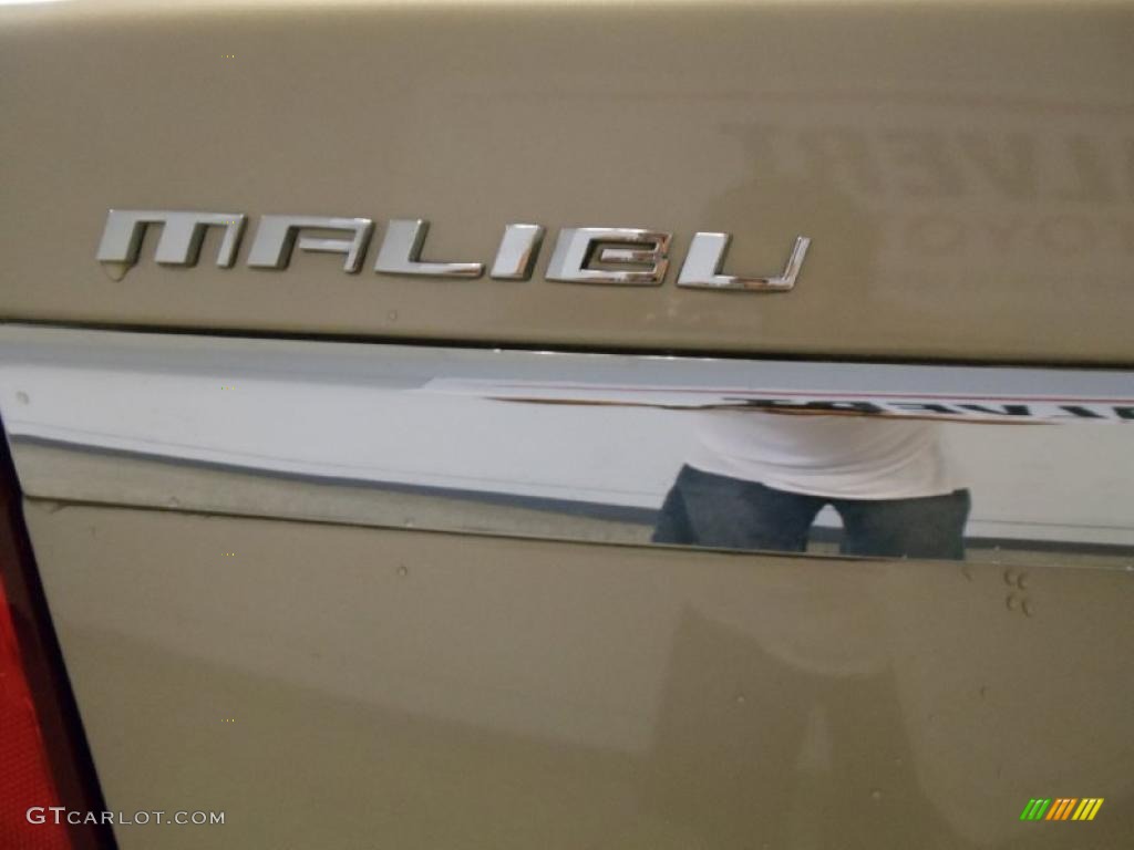 2006 Malibu LT Sedan - Sandstone Metallic / Cashmere Beige photo #8