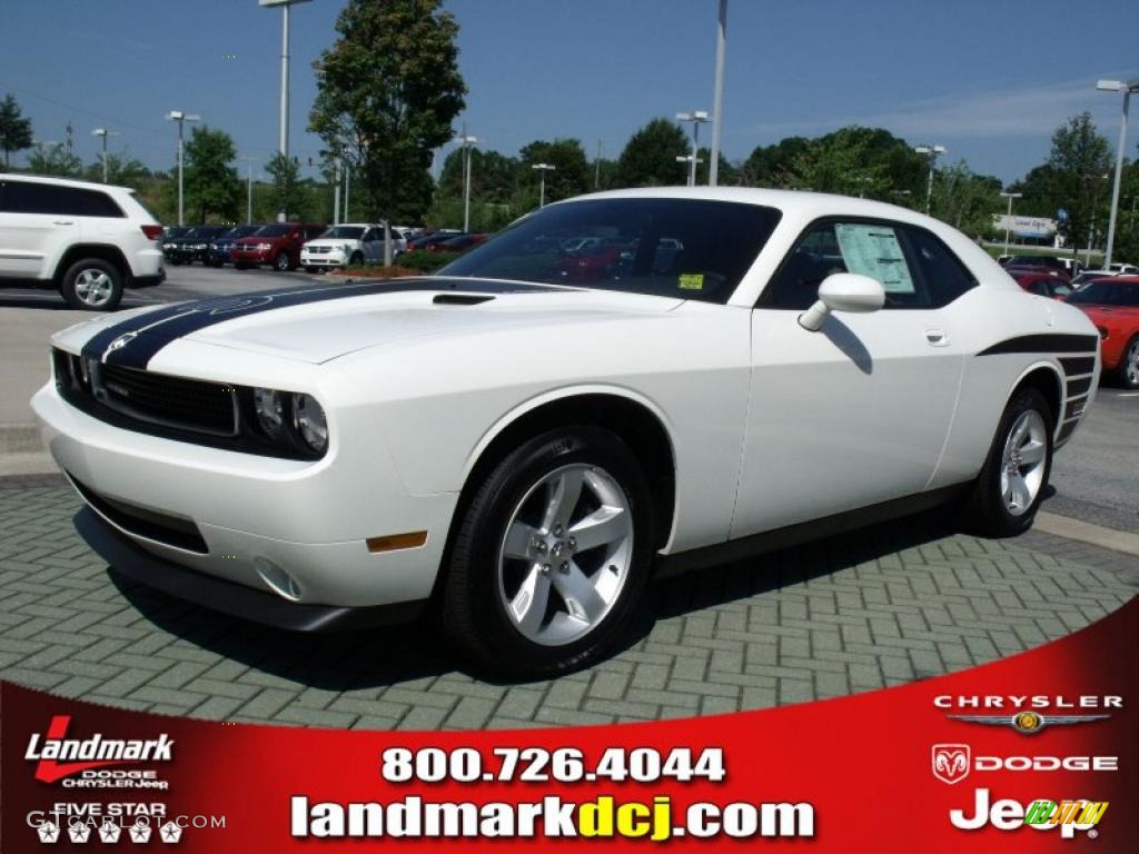 2010 Challenger SE - Stone White / Dark Slate Gray photo #1