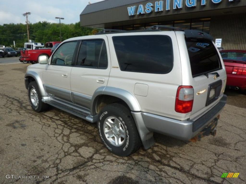 1999 4Runner Limited 4x4 - Millennium Silver Metallic / Oak photo #2