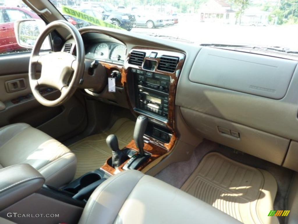 1999 4Runner Limited 4x4 - Millennium Silver Metallic / Oak photo #17