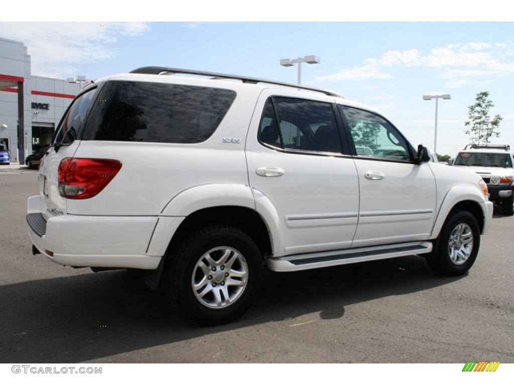 2006 Sequoia SR5 4WD - Natural White / Light Charcoal photo #2
