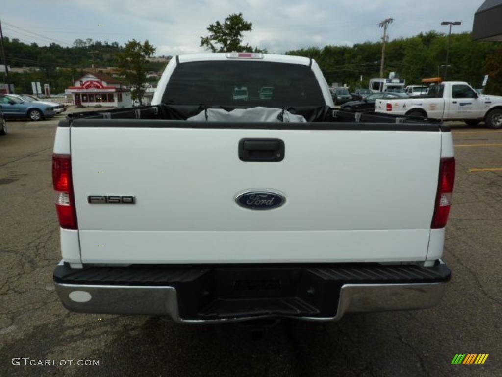 2005 F150 XLT SuperCab 4x4 - Oxford White / Medium Flint/Dark Flint Grey photo #3