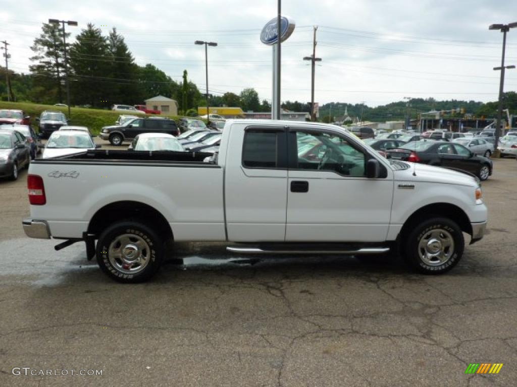 2005 F150 XLT SuperCab 4x4 - Oxford White / Medium Flint/Dark Flint Grey photo #5
