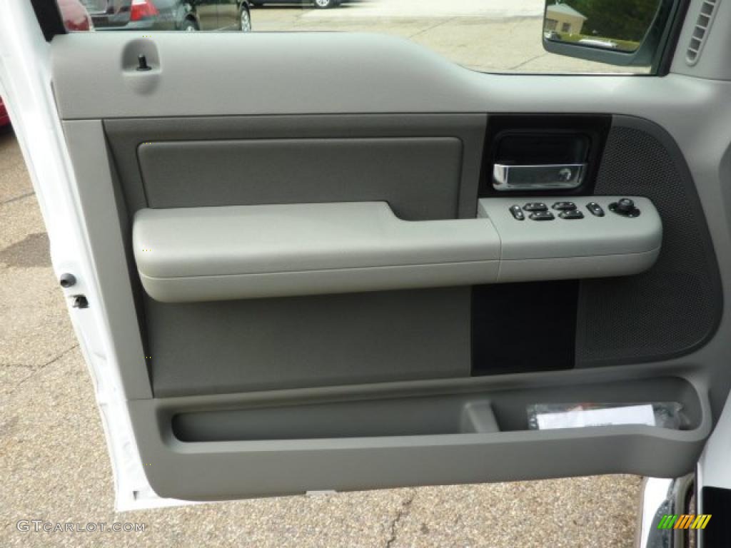 2005 F150 XLT SuperCab 4x4 - Oxford White / Medium Flint/Dark Flint Grey photo #12