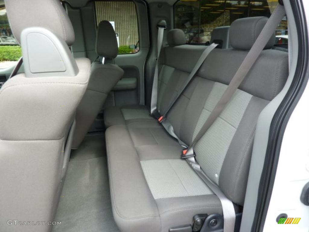 2005 F150 XLT SuperCab 4x4 - Oxford White / Medium Flint/Dark Flint Grey photo #13
