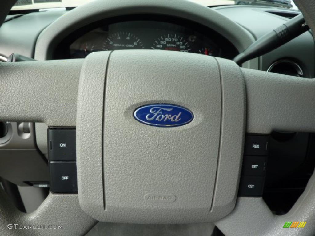 2005 F150 XLT SuperCab 4x4 - Oxford White / Medium Flint/Dark Flint Grey photo #19