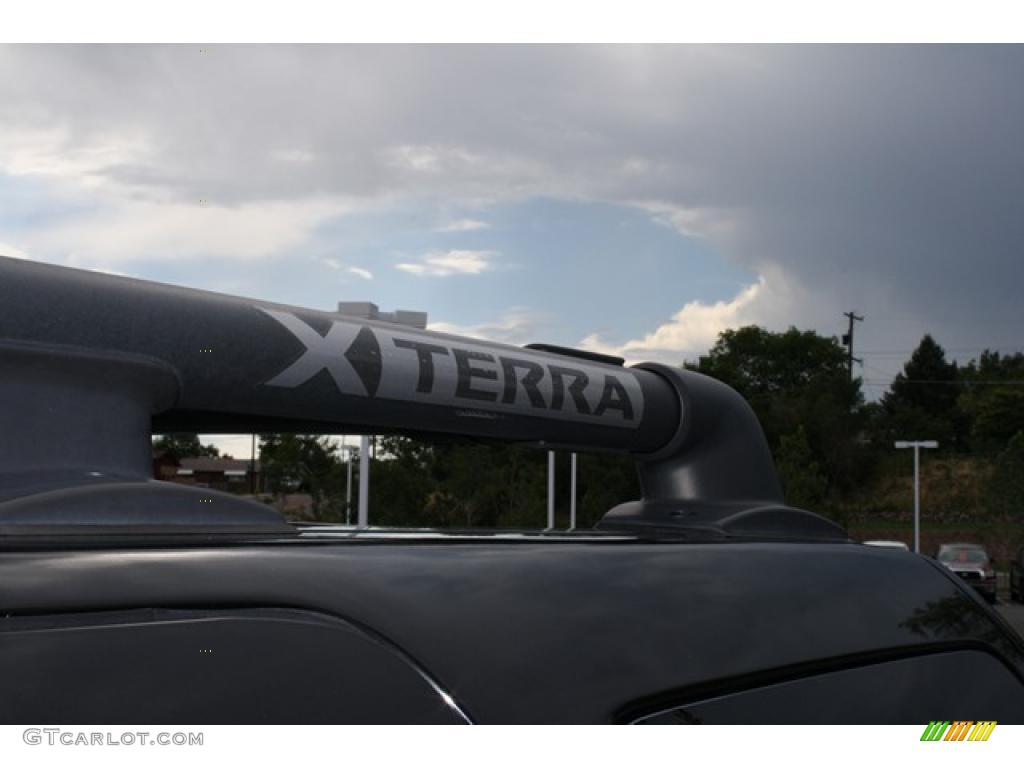 2006 Xterra S 4x4 - Super Black / Steel/Graphite photo #29