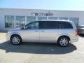 2010 Bright Silver Metallic Chrysler Town & Country Limited  photo #27