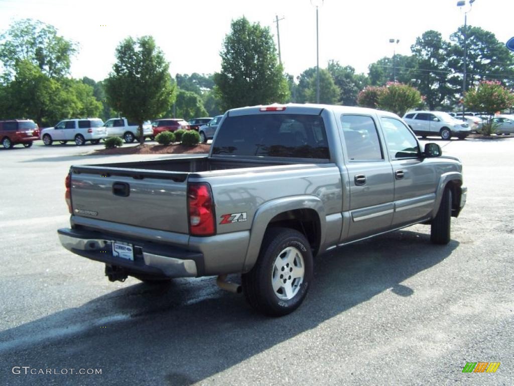 2007 Silverado 1500 Classic LT  Z71 Crew Cab 4x4 - Graystone Metallic / Dark Charcoal photo #5