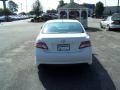 Super White - Camry SE Photo No. 6
