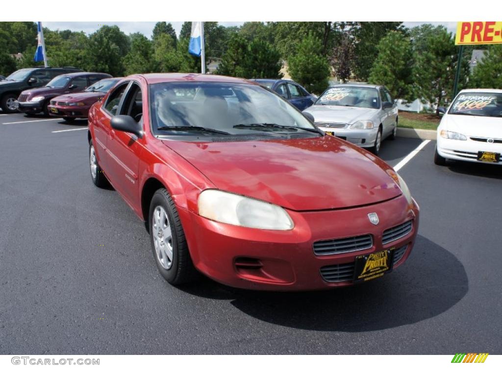 2001 Stratus SE Sedan - Inferno Red Tinted Pearl / Dark Slate Gray photo #5
