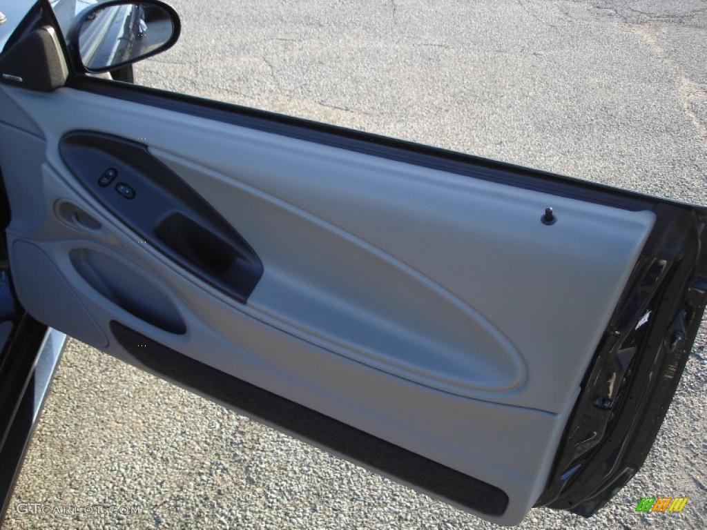 2001 Mustang GT Convertible - True Blue Metallic / Medium Graphite photo #31
