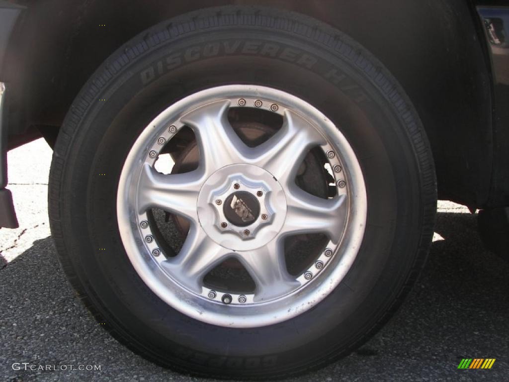 2003 Suburban 1500 LT 4x4 - Black / Tan/Neutral photo #11