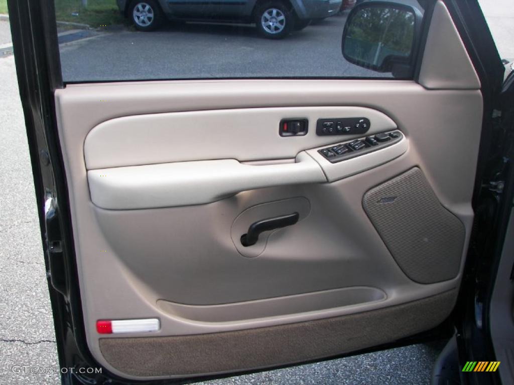 2003 Suburban 1500 LT 4x4 - Black / Tan/Neutral photo #13