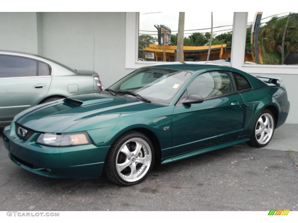 2001 Mustang GT Coupe - Electric Green Metallic / Medium Parchment photo #2