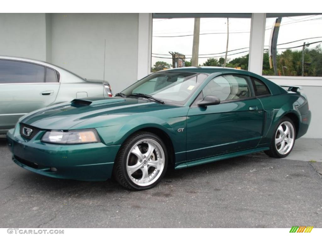 2001 Mustang GT Coupe - Electric Green Metallic / Medium Parchment photo #4