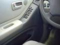 Super White - Highlander V6 4WD Photo No. 10