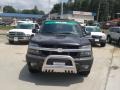 2004 Black Chevrolet Avalanche 1500 4x4  photo #2