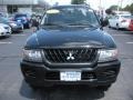 Solano Black Pearl - Montero Sport ES 4x4 Photo No. 2