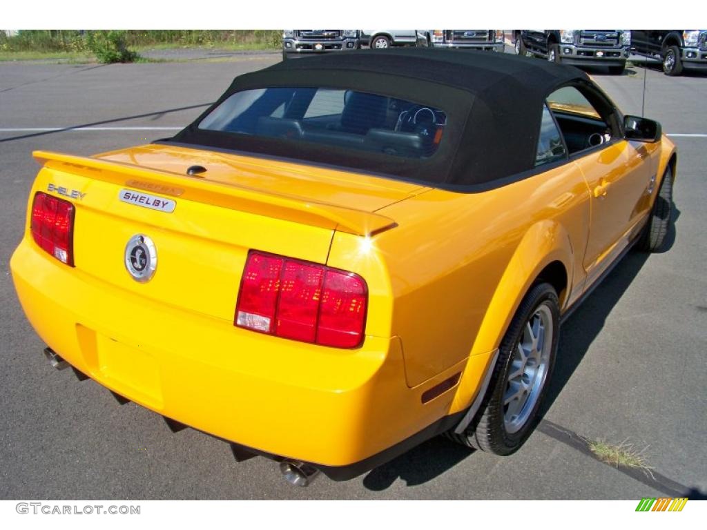 2007 Mustang Shelby GT500 Convertible - Grabber Orange / Black Leather photo #26