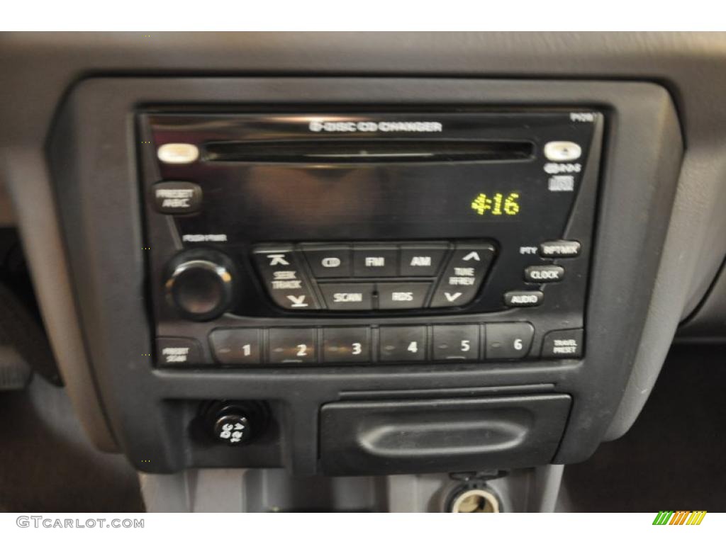 2001 Xterra SE V6 4x4 - Solar Yellow / Dusk Gray photo #7