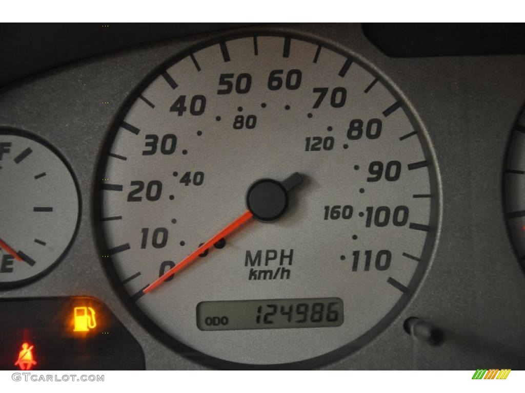 2001 Xterra SE V6 4x4 - Solar Yellow / Dusk Gray photo #8