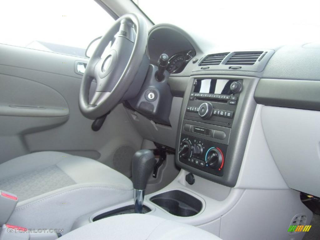 2007 Cobalt LS Sedan - Sunburst Orange Metallic / Gray photo #10