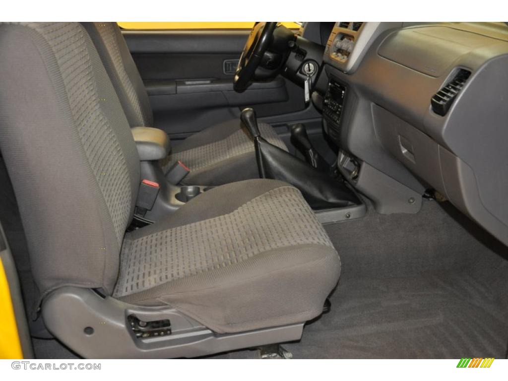 2001 Xterra SE V6 4x4 - Solar Yellow / Dusk Gray photo #16