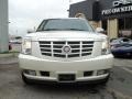 White Diamond - Escalade ESV AWD Photo No. 2