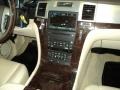 White Diamond - Escalade ESV AWD Photo No. 14