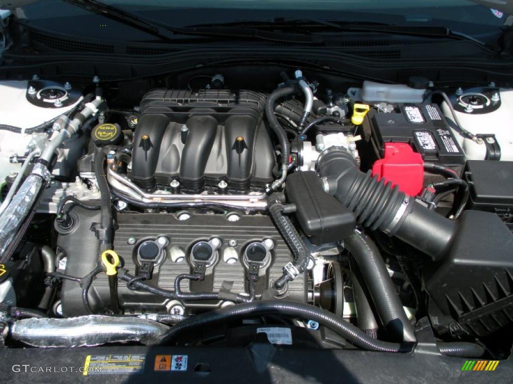 2010 Fusion SE V6 - Brilliant Silver Metallic / Charcoal Black photo #12