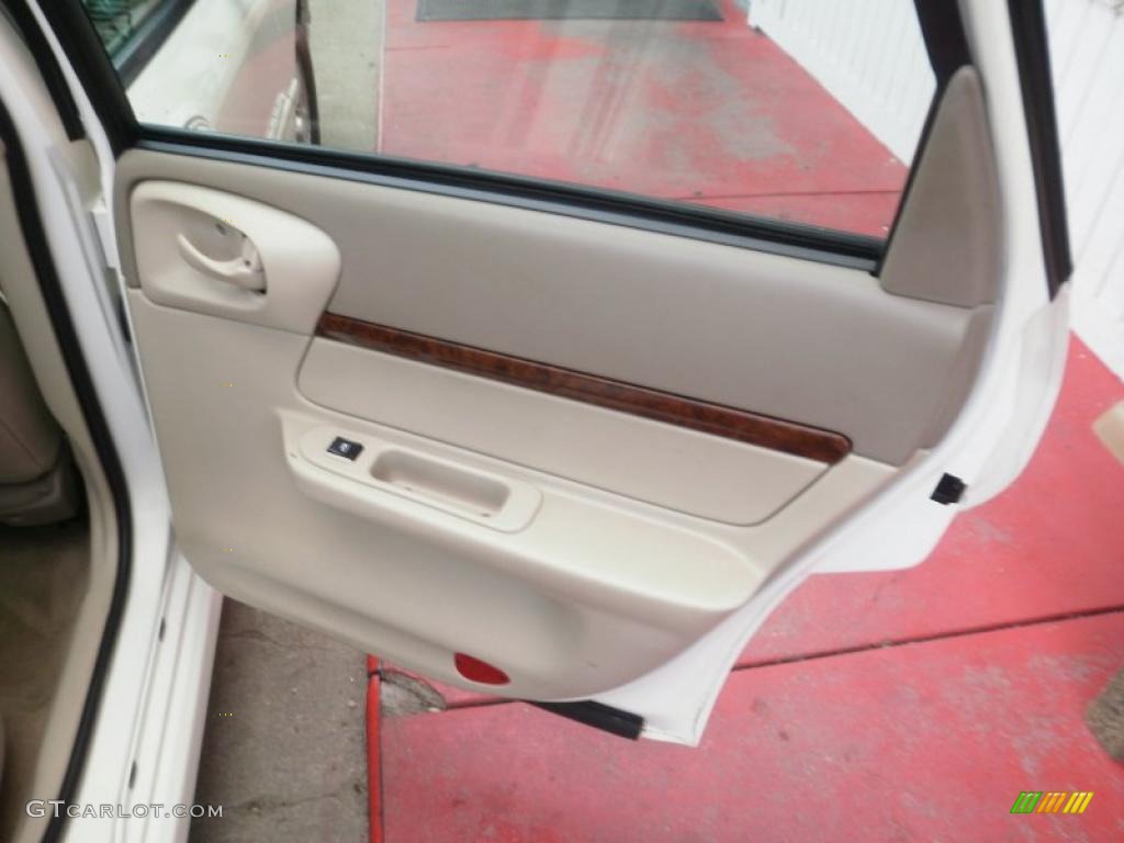2004 Impala LS - White / Neutral Beige photo #20