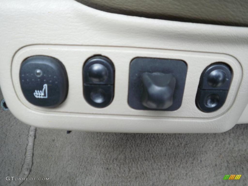 2003 F150 XLT SuperCrew 4x4 - Toreador Red Metallic / Medium Parchment Beige photo #14