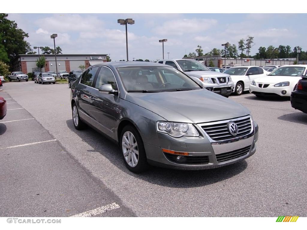 2006 Passat 3.6 Sedan - Granite Green Metallic / Pure Beige photo #1