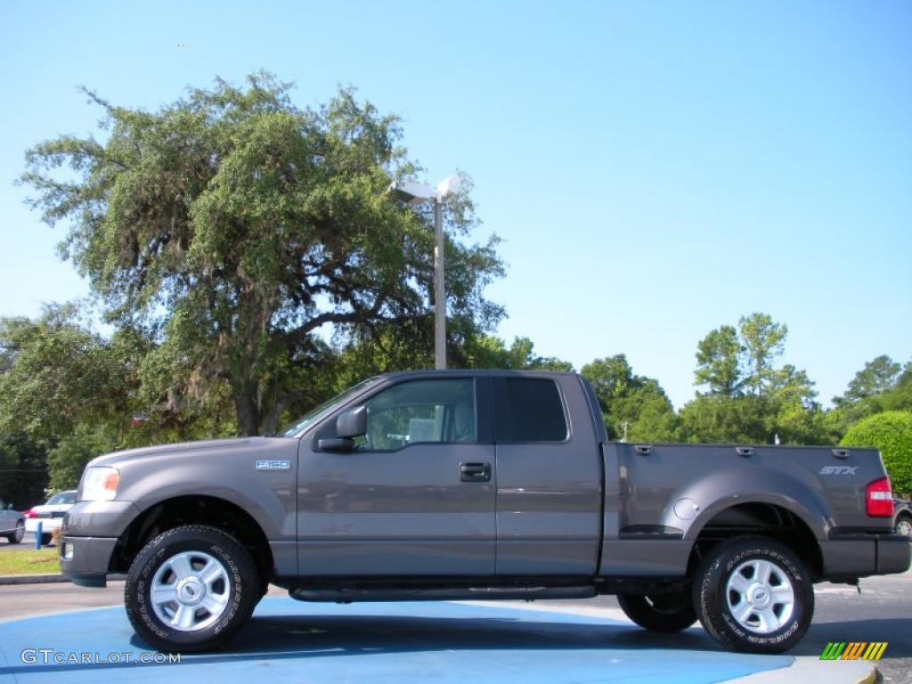 2005 F150 STX SuperCab 4x4 - Dark Shadow Grey Metallic / Medium Flint Grey photo #2