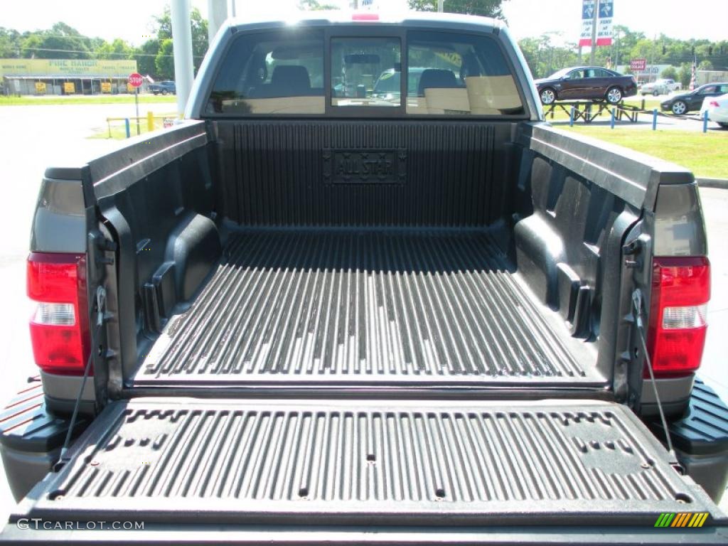2005 F150 STX SuperCab 4x4 - Dark Shadow Grey Metallic / Medium Flint Grey photo #24