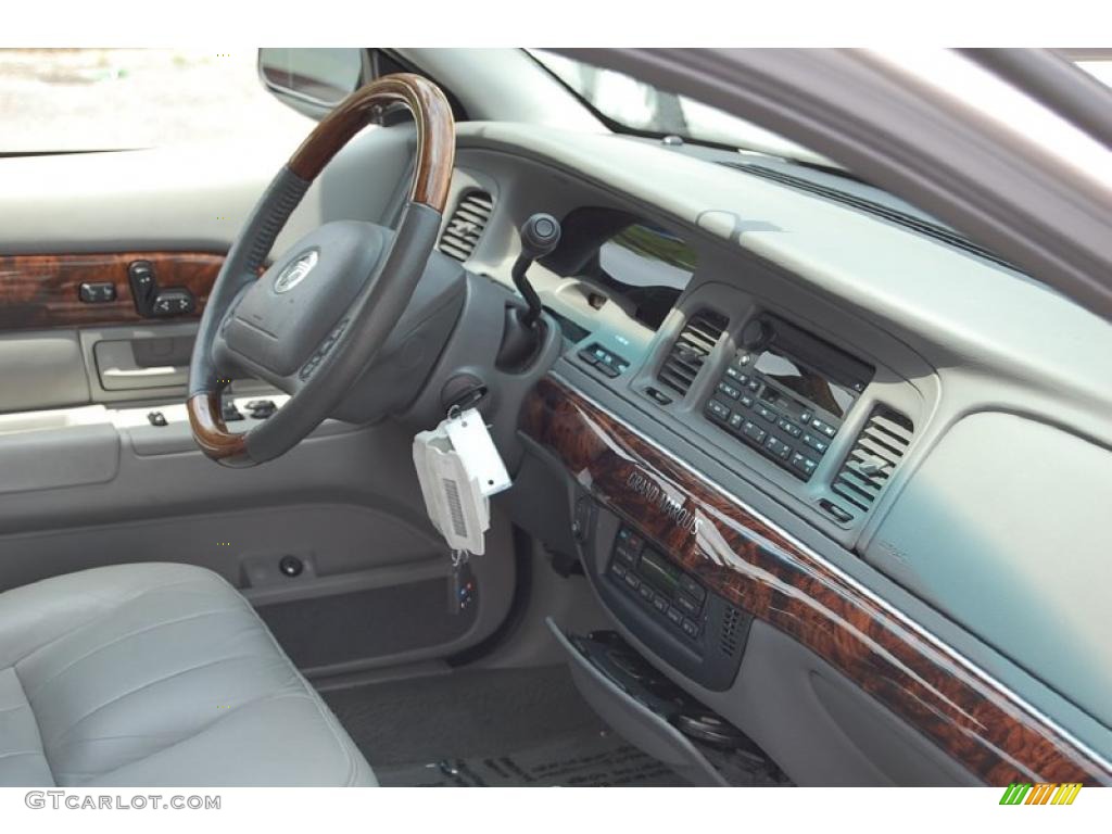 2004 Grand Marquis LS - Silver Birch Metallic / Light Flint photo #9
