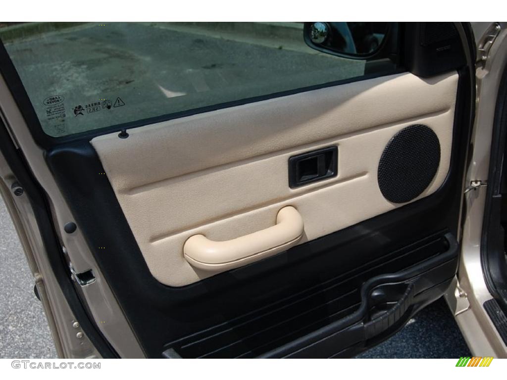 2003 Freelander HSE - White Gold Metallic / Alpaca Beige photo #6