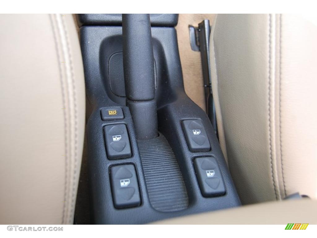 2003 Freelander HSE - White Gold Metallic / Alpaca Beige photo #22