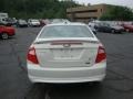 2010 White Suede Ford Fusion SE  photo #4