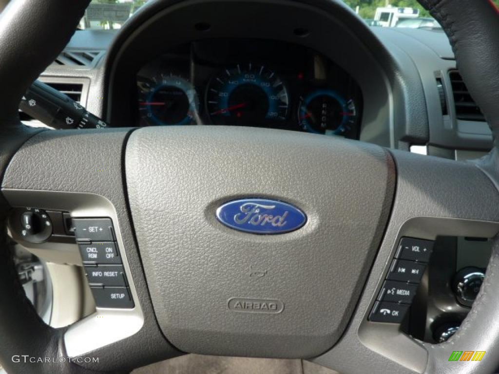 2010 Fusion SEL V6 - Brilliant Silver Metallic / Medium Light Stone photo #19