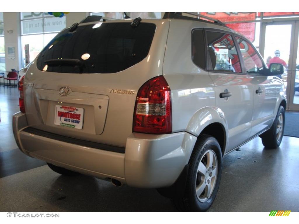 2008 Tucson GLS - Platinum Silver / Gray photo #7