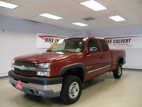 2004 Chevrolet Silverado 2500HD LS Extended Cab Data, Info and Specs